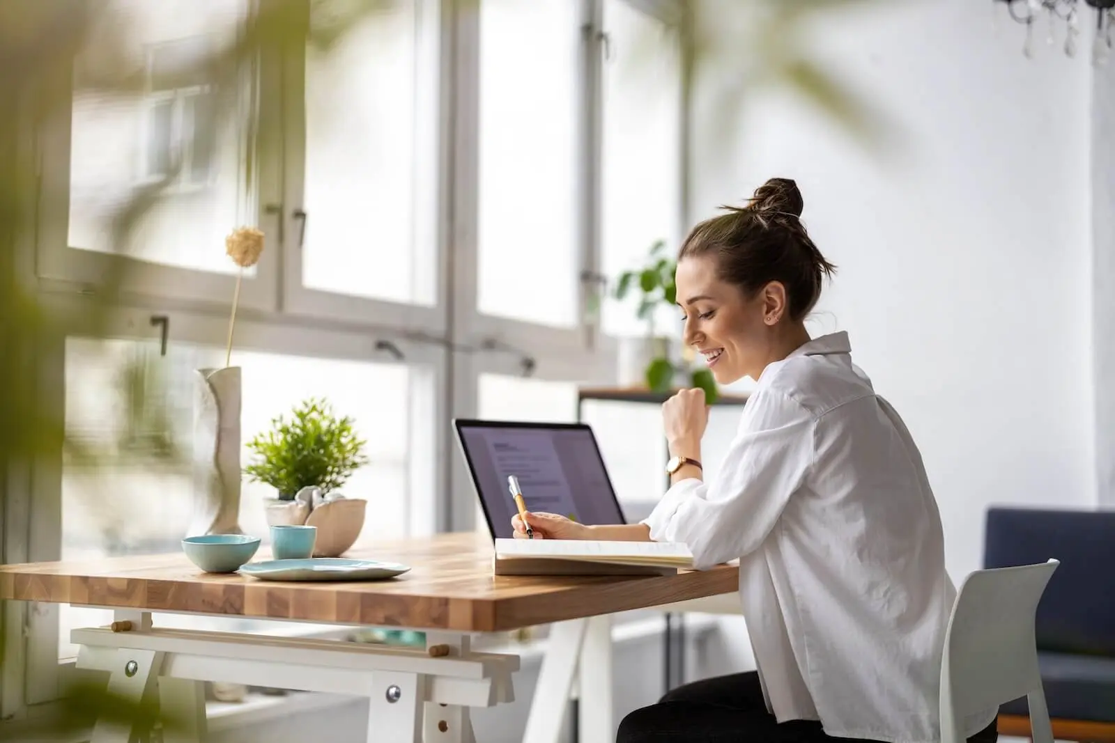 energy-efficient-home-office-hvac-comfort Energy-efficient home office setup with optimized HVAC for comfort and productivity